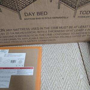 Day Bed with Toddler Rail